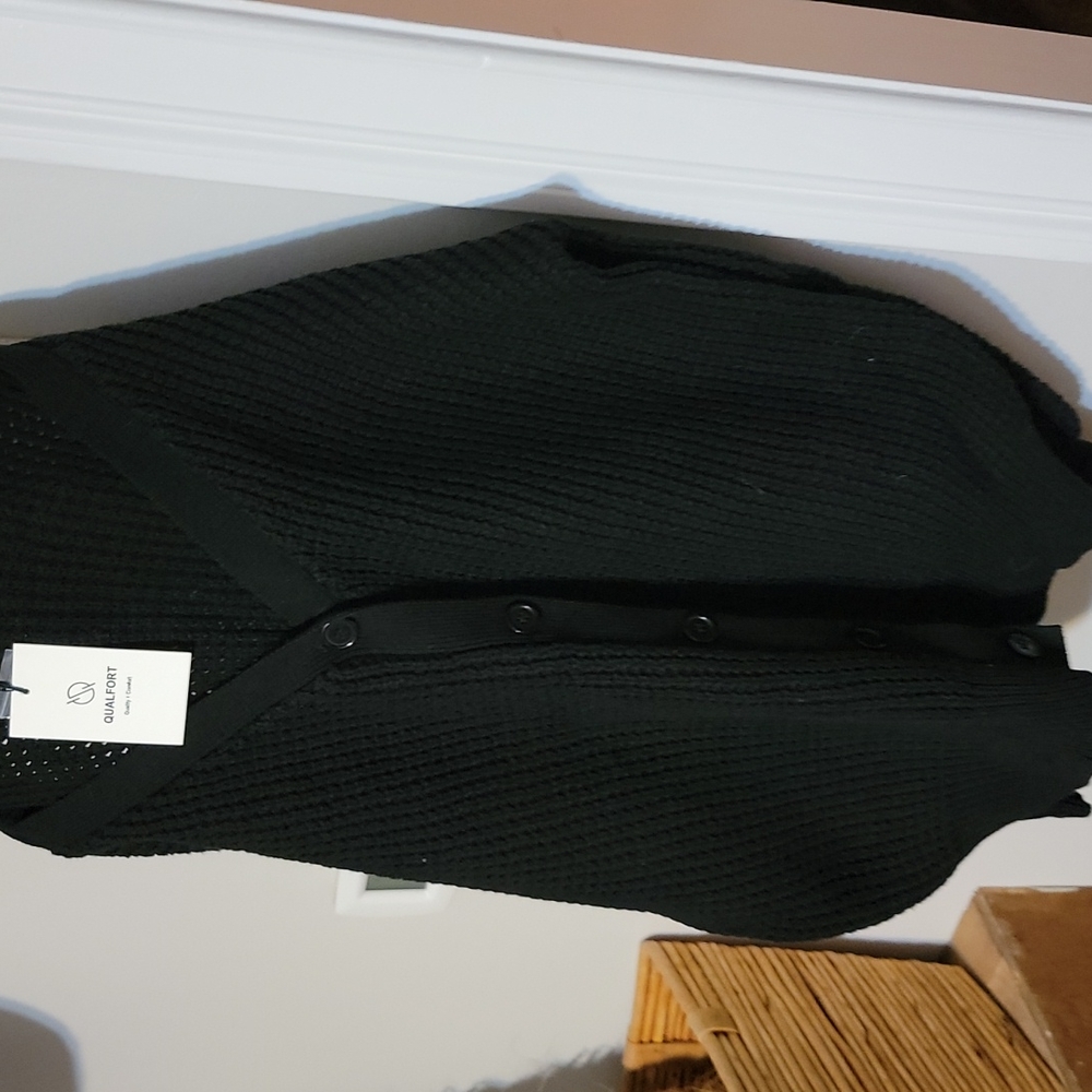 Women's sweater